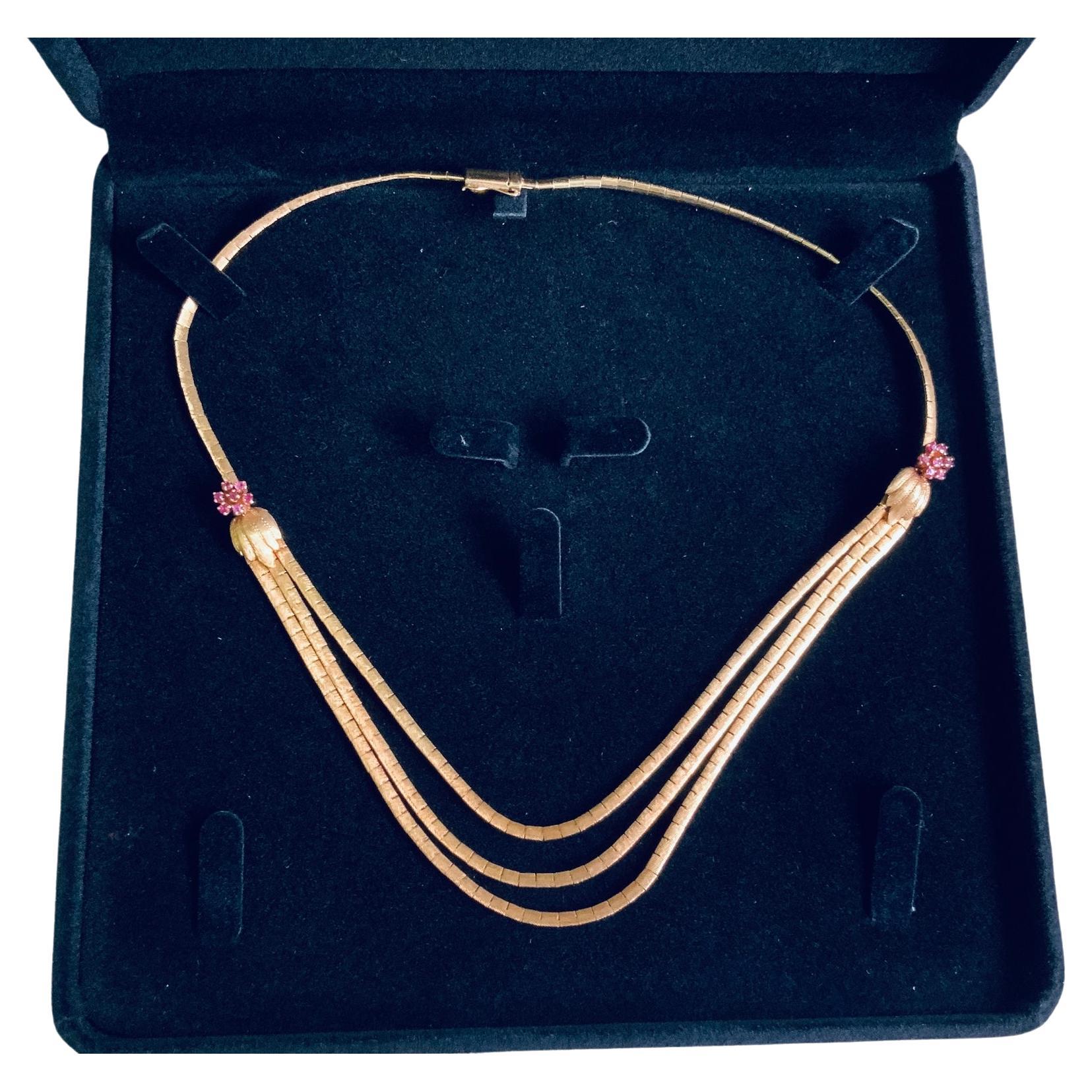 Collana in oro 18K e rubini