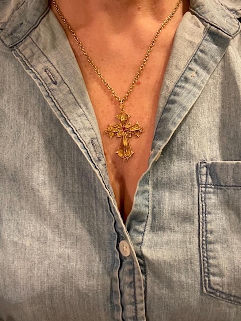 18k Gold und Rubin Vintage filigranen großen Kreuz Anhänger 1