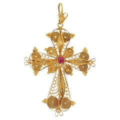 Ciondolo a croce grande in filigrana vintage in oro 18k e rubino