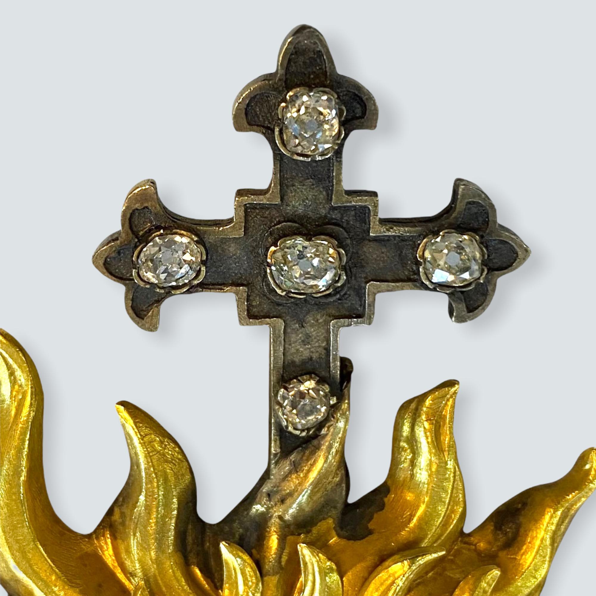 sacred heart necklace gold