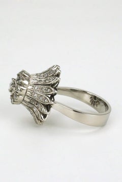18 Karat Gold and Silver Diamond Daisy Flower Ring, 1960s