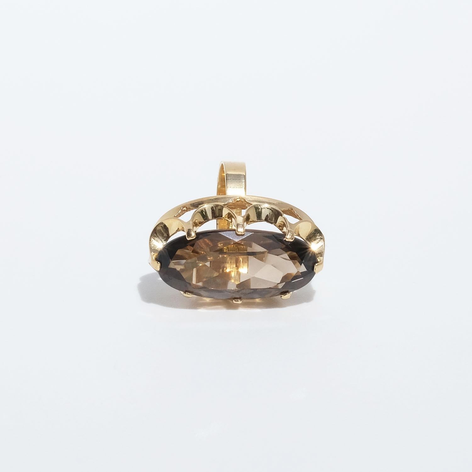 18k Gold and Smoky Quartz Ring by Örneus Guldsmedja Made Year, 1960 For Sale 5