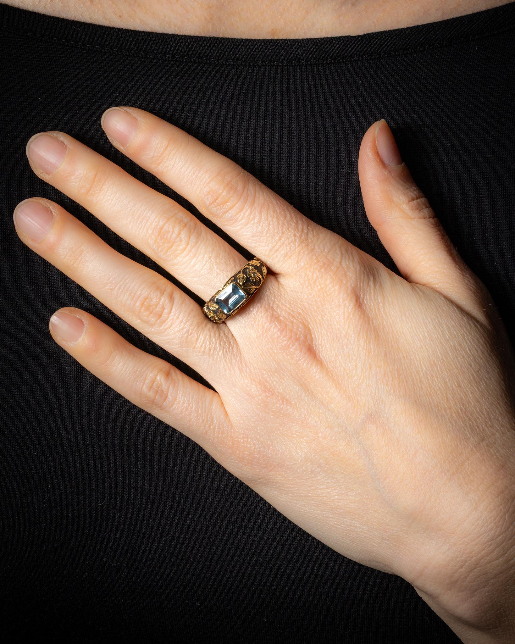 Femenino o masculino Anillo de Aguamarina y Diamantes en Oro de 18K y Plata de Ley en venta