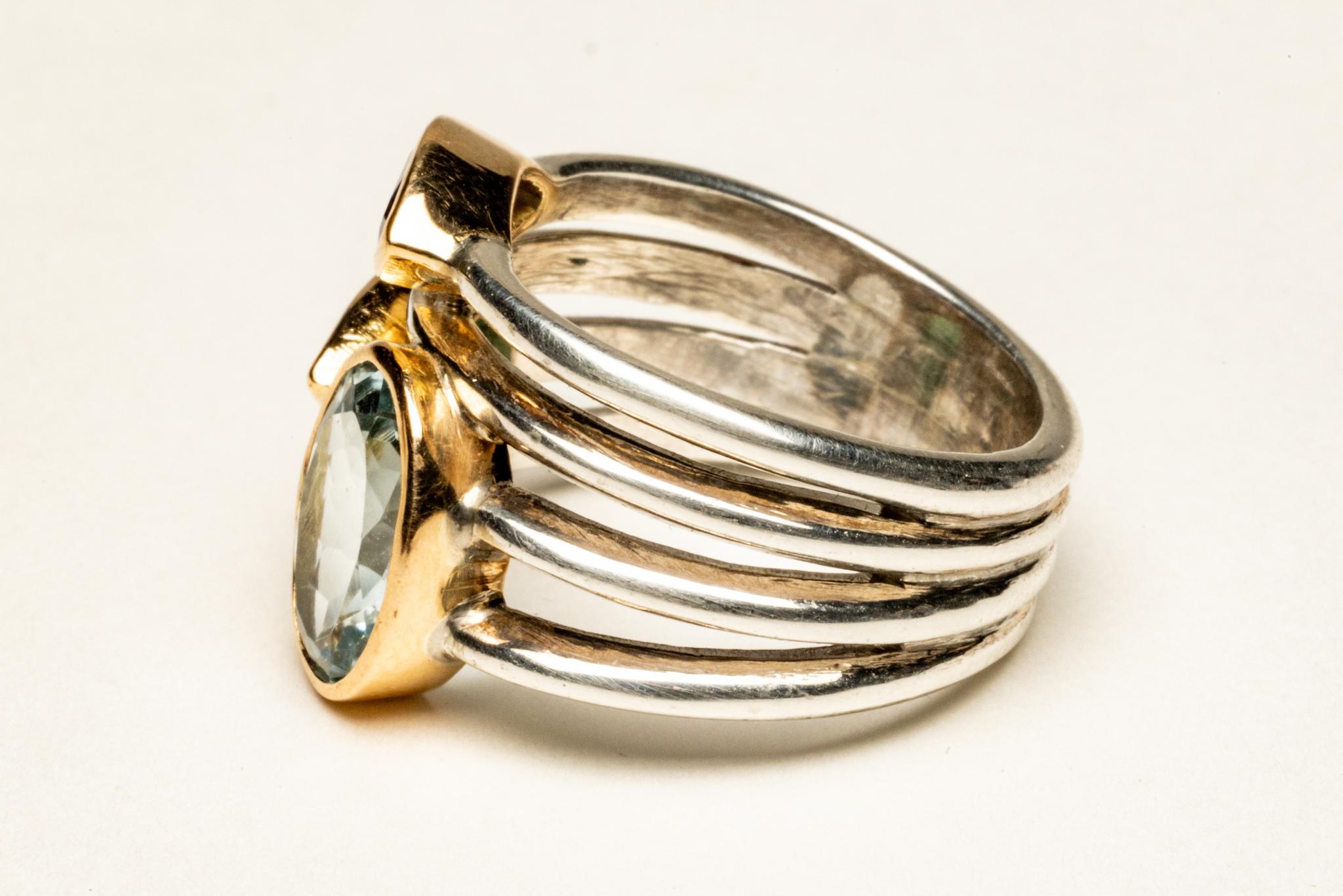 Bague en or 18K et sterling avec aigue-marine, améthyste et tourmaline verte Excellent état - En vente à Nantucket, MA