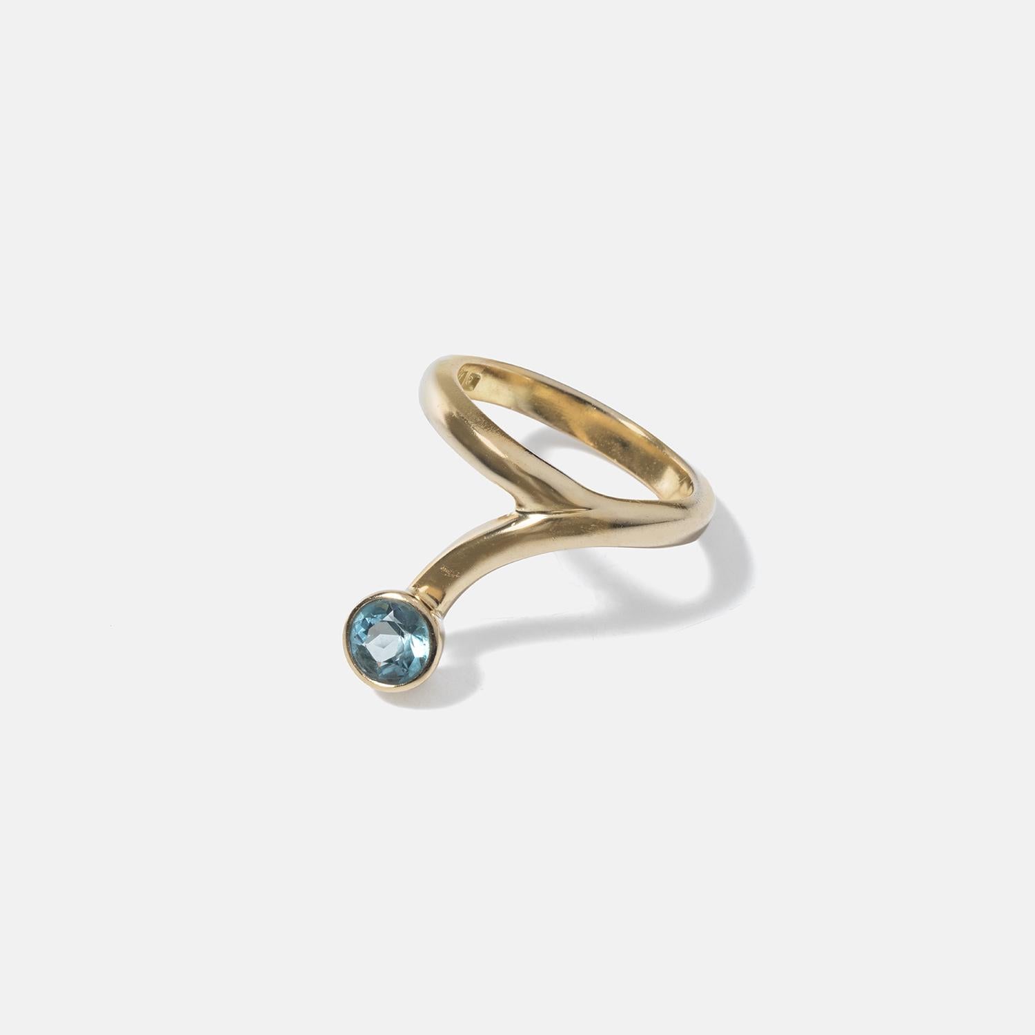 Cabochon 18K Gold and Turquoise Stone Ring by Swedish Master L Wahlström. Made 2001 For Sale