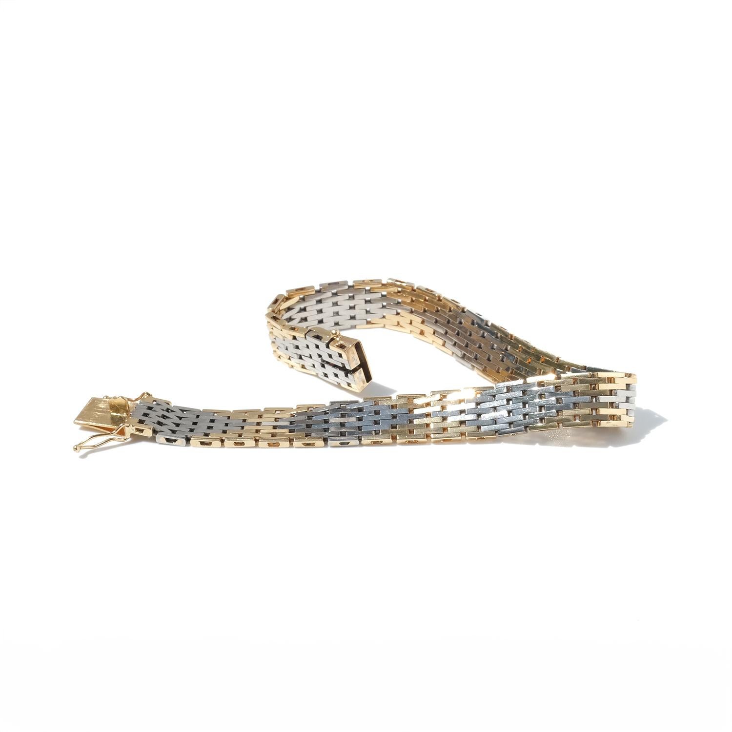 18K Gold and White Gold Brick Links Bracelet Made 1970 For Sale 2