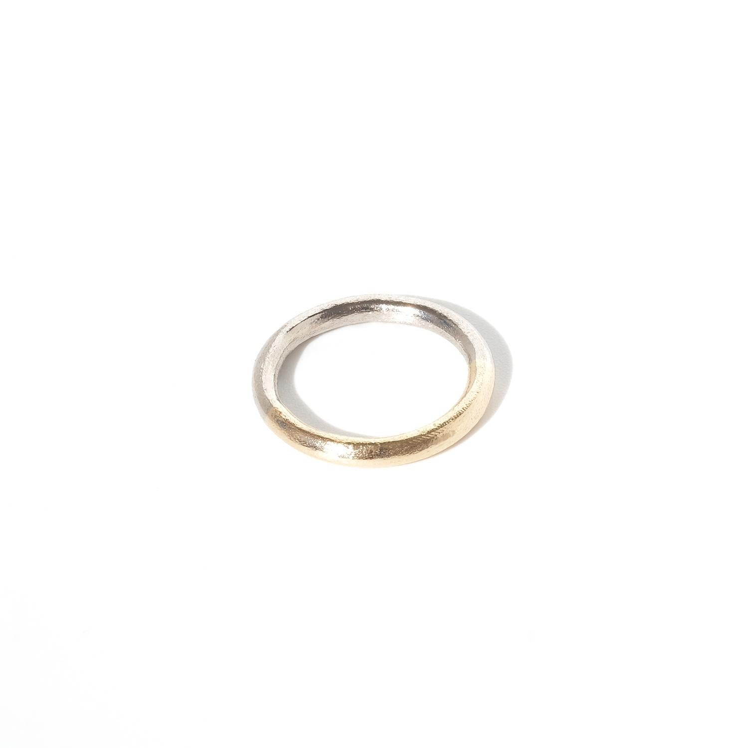 18K Gold and White Gold Ring by Etsuko Minowa Made 1999 For Sale 2