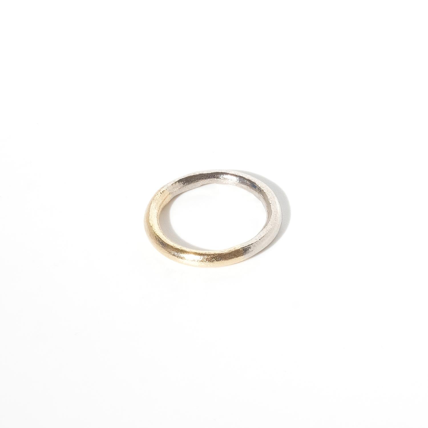 18K Gold and White Gold Ring by Etsuko Minowa Made 1999 For Sale 3
