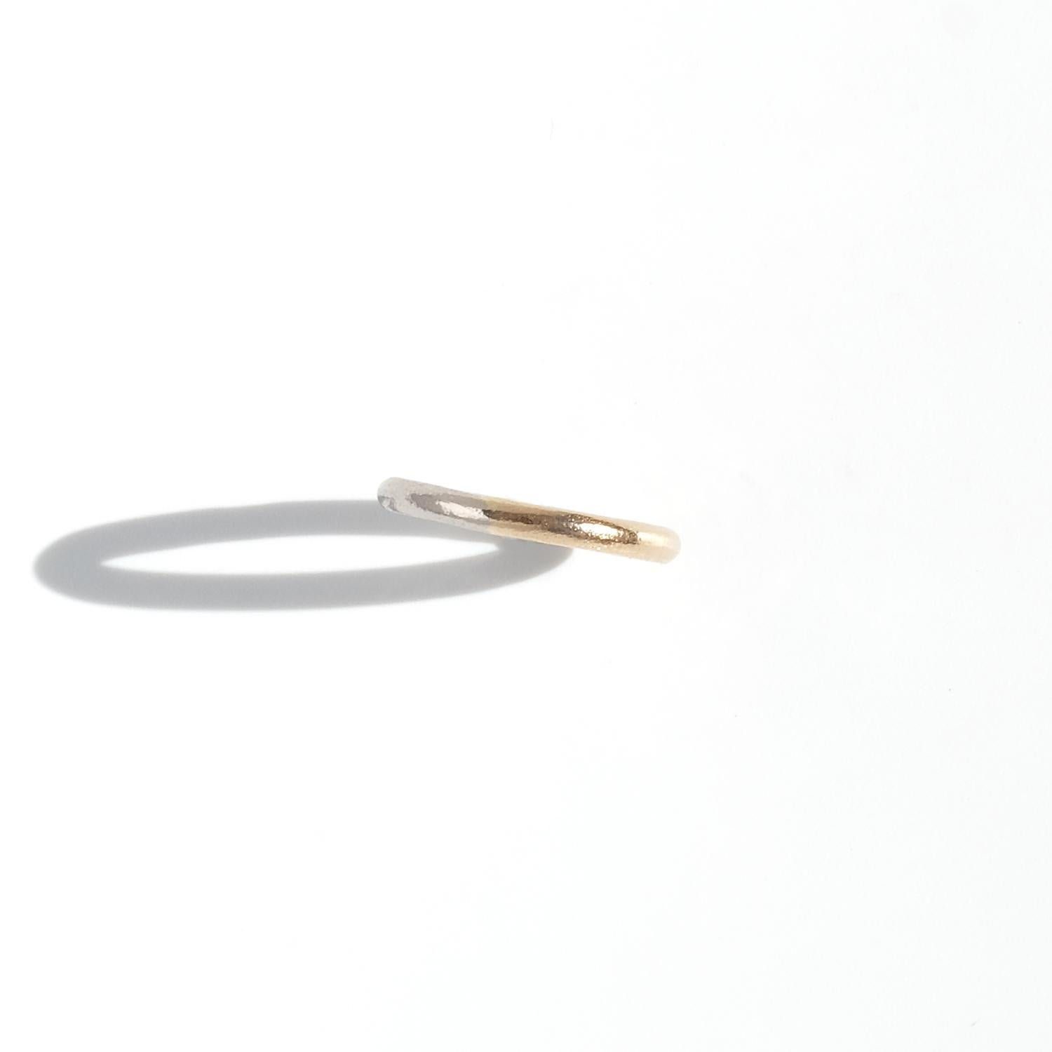 18K Gold and White Gold Ring by Etsuko Minowa Made 1999 For Sale 4
