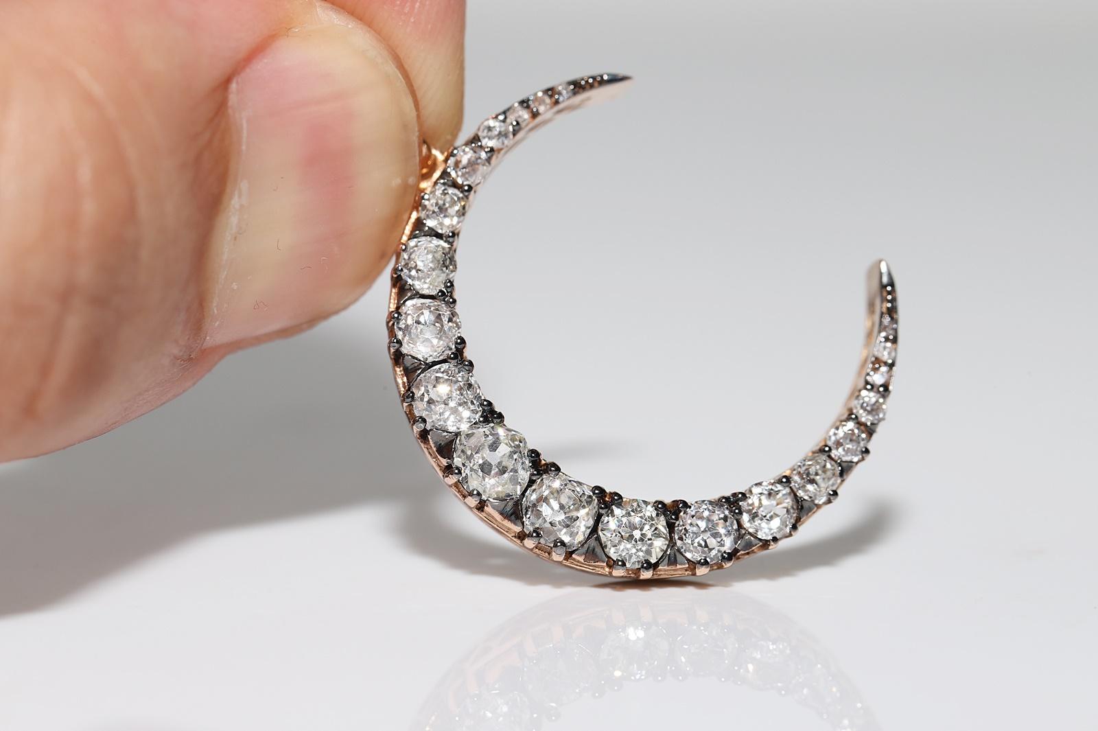 18k Gold  New Made Natural Old Cut Diamond Decorated Moon Pendant For Sale 3