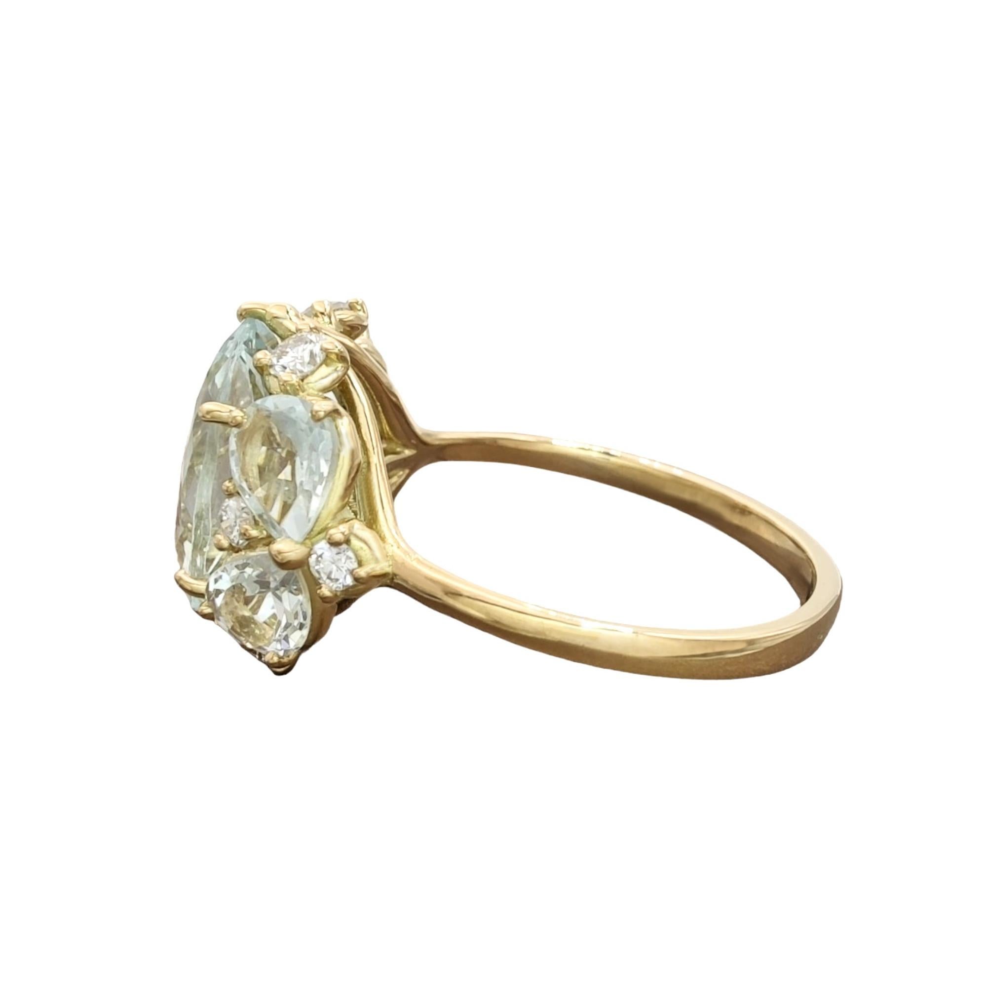 2, 69ct Oval Cut Aquamarine Engagement Ring, 18k Yellow Gold, Resizable 4
