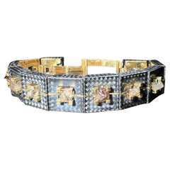 Armband aus 18 Karat Gold mit 11 Rohdiamanten 30.4 Karat und Kohlenstoff
