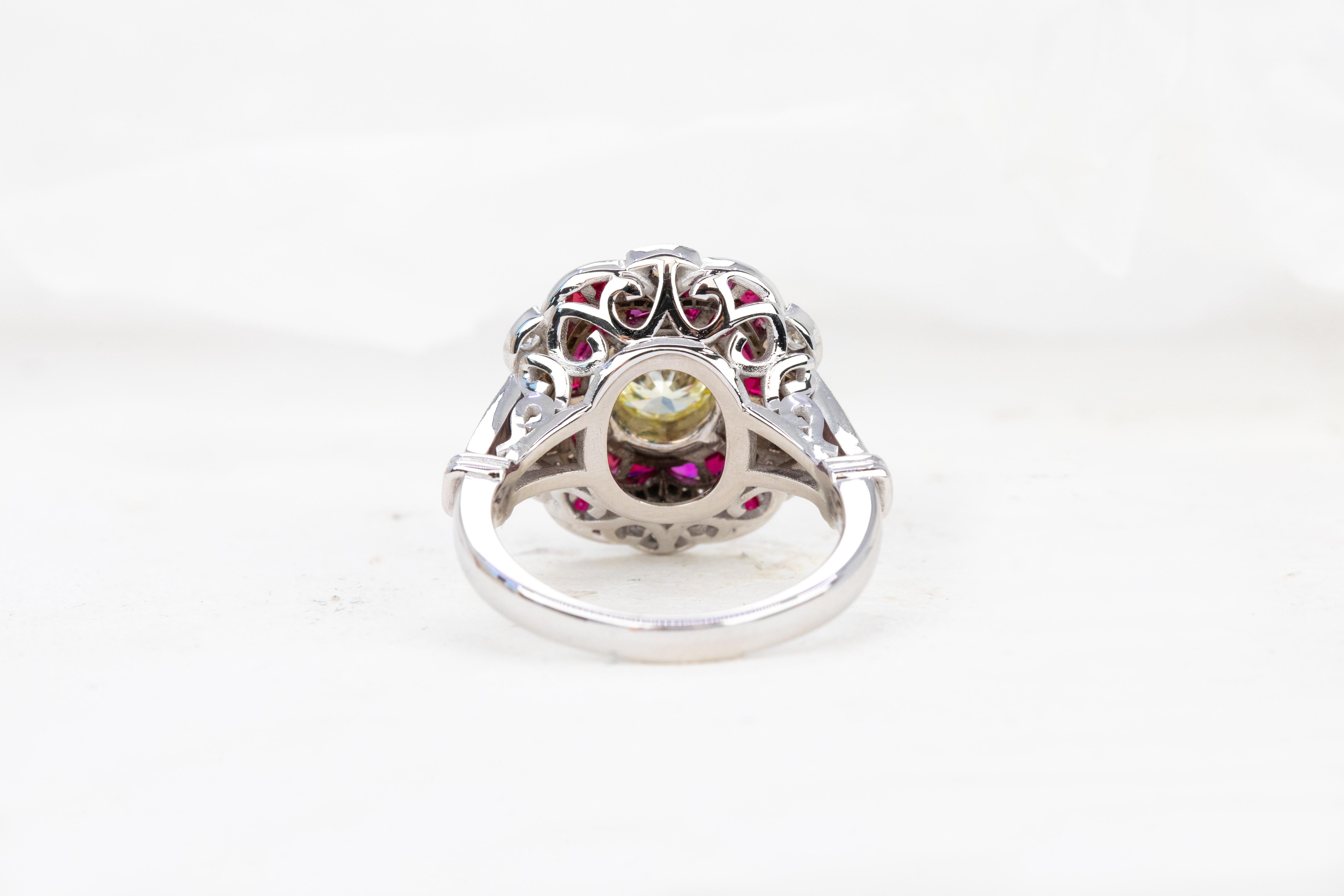 18K Gold Art Deco 0.75 ct. Diamond and Ruby Cocktail Ring In New Condition For Sale In ISTANBUL, TR