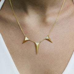 18K Gold Art Deco Style Dagger Necklace Triangle Pyramid Pavé Diamond Stations