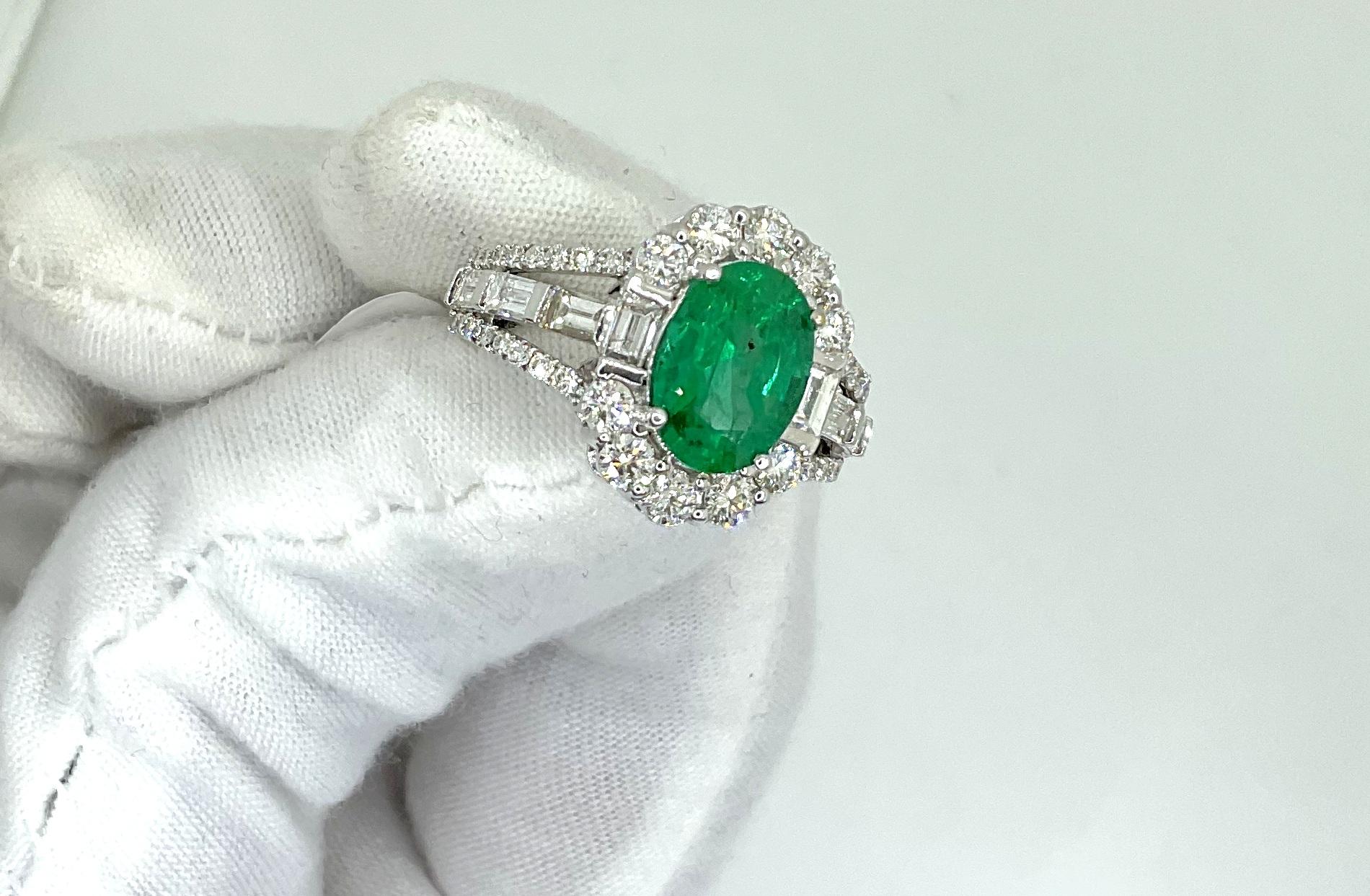Women's or Men's 18k Gold Art Deco Zambian Emerald Cocktail Ring 2.05 cts with 1.49 ct Diamonds  For Sale