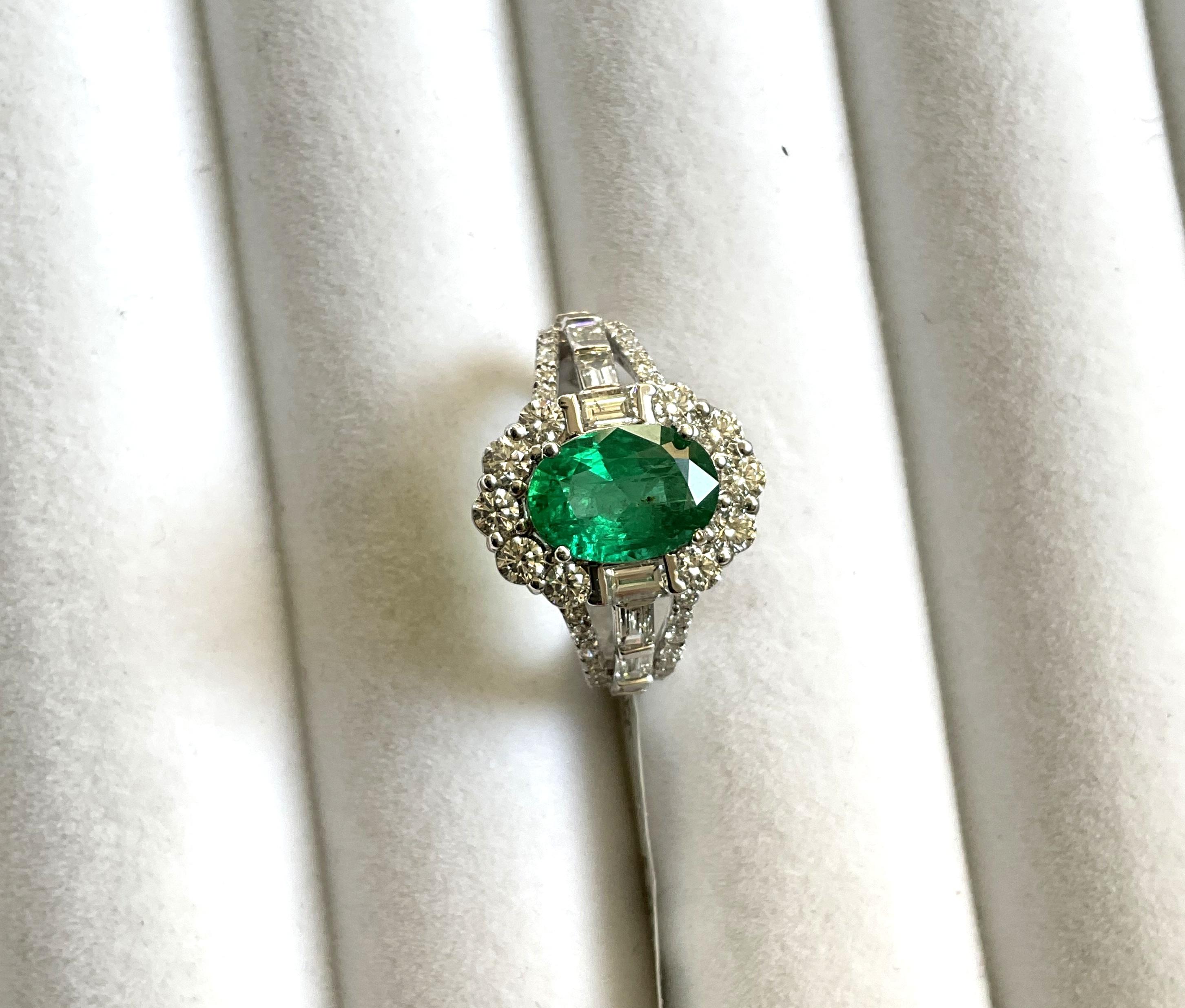 18k Gold Art Deco Zambian Emerald Cocktail Ring 2.05 cts with 1.49 ct Diamonds  For Sale 6