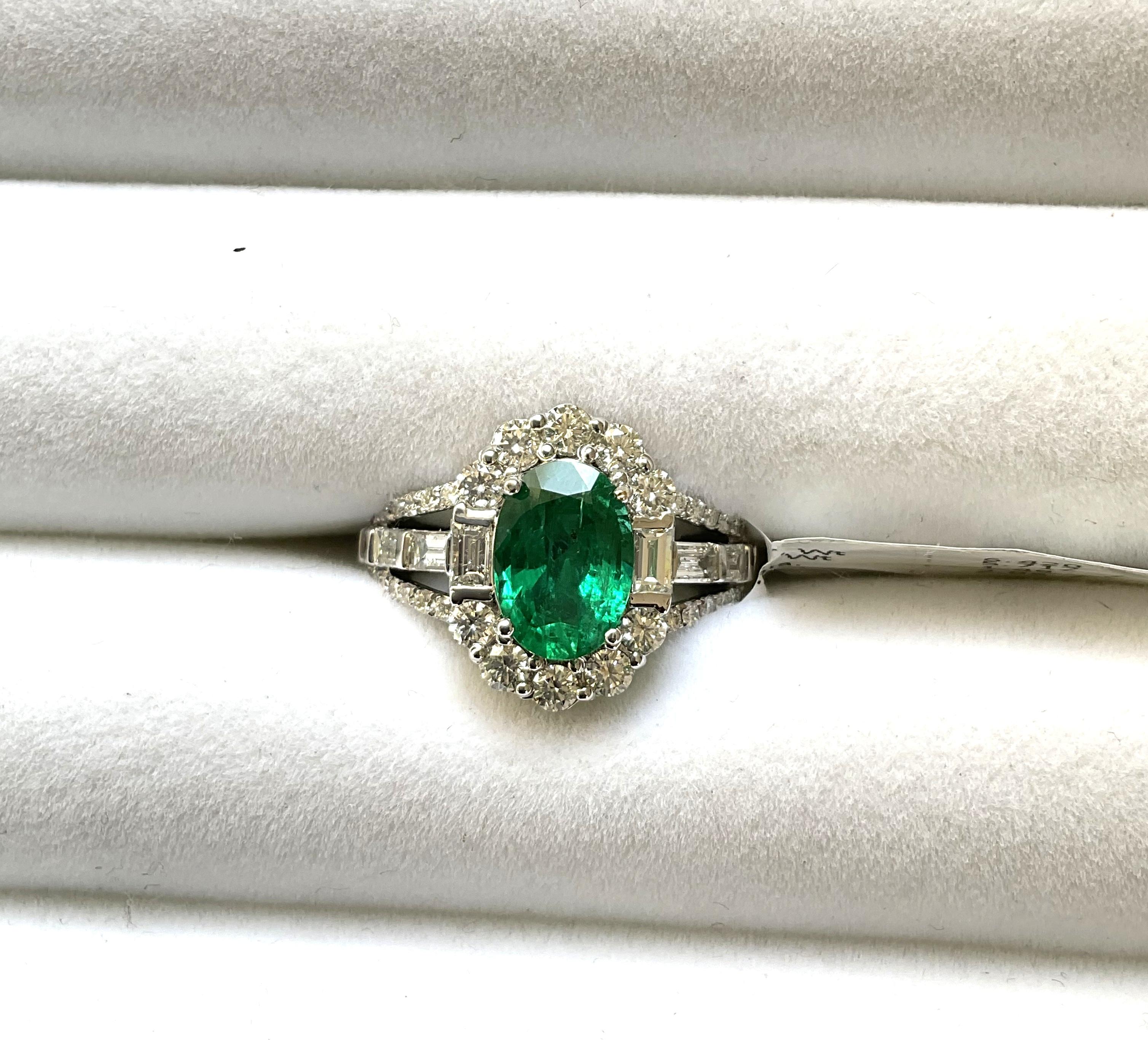 18k Gold Art Deco Zambian Emerald Cocktail Ring 2.05 cts with 1.49 ct Diamonds  For Sale 8