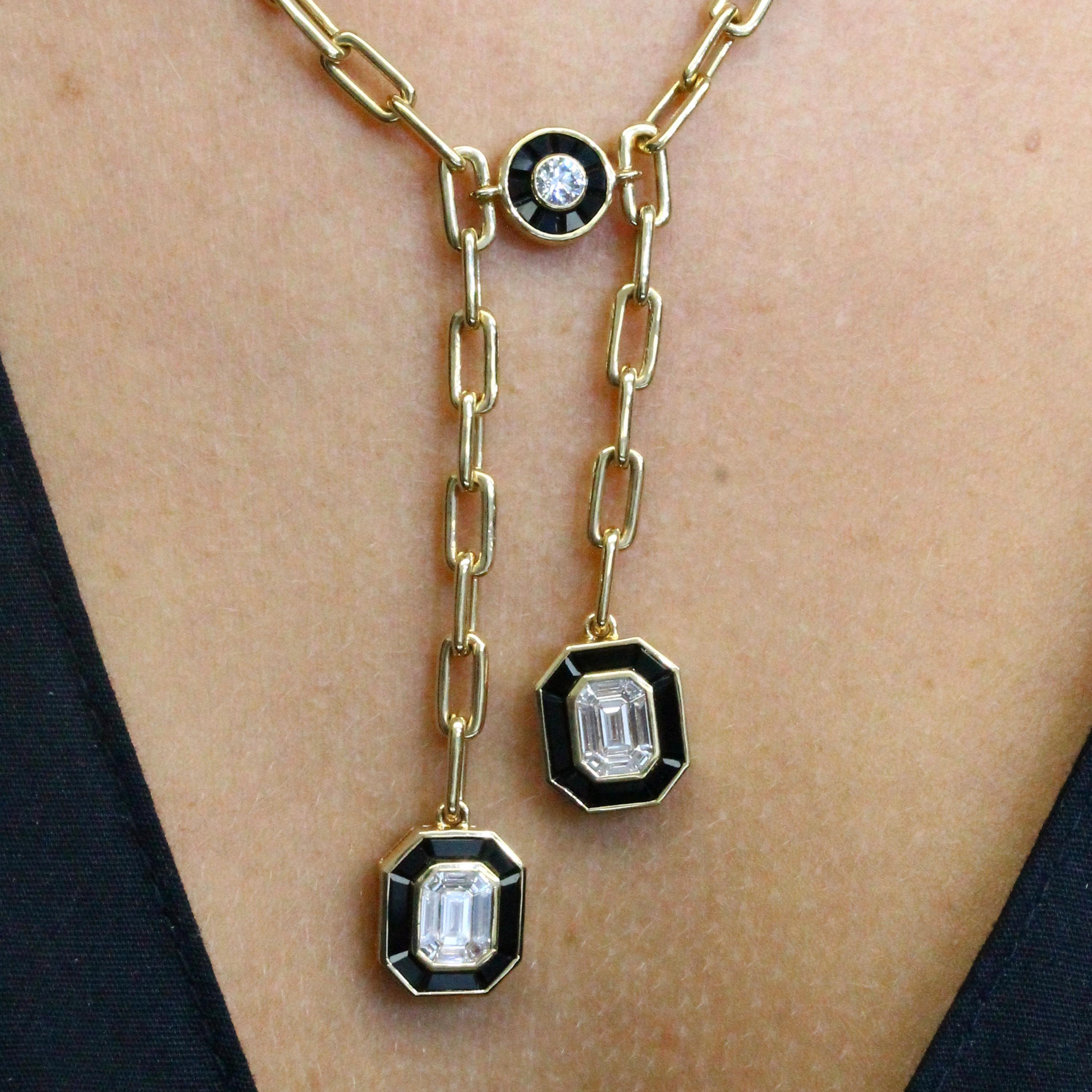 Art Deco 18K Gold Art-Deco Invisible-Set Emerald Diamond Lariat Necklace with Black Onyx For Sale