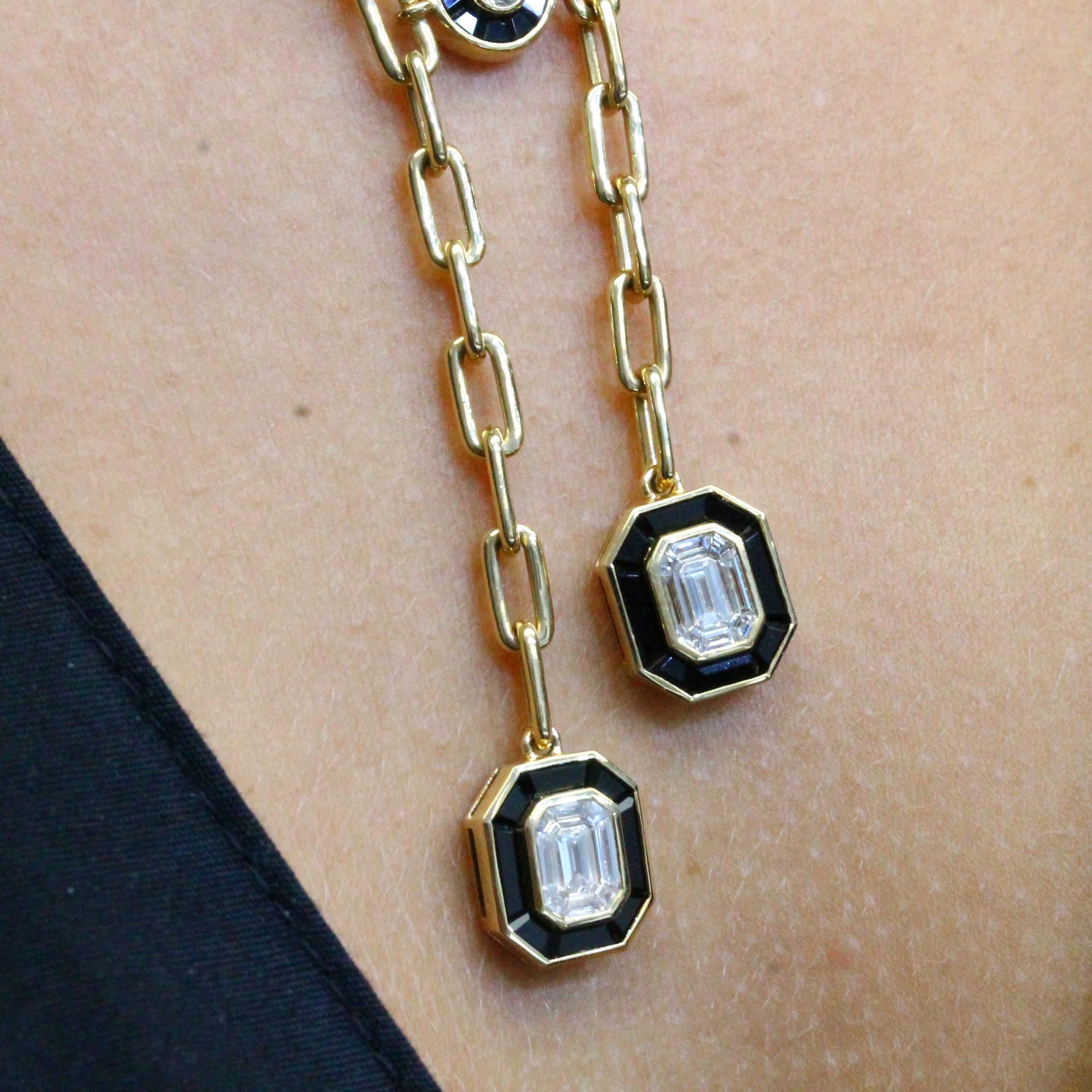 Emerald Cut 18K Gold Art-Deco Invisible-Set Emerald Diamond Lariat Necklace with Black Onyx For Sale
