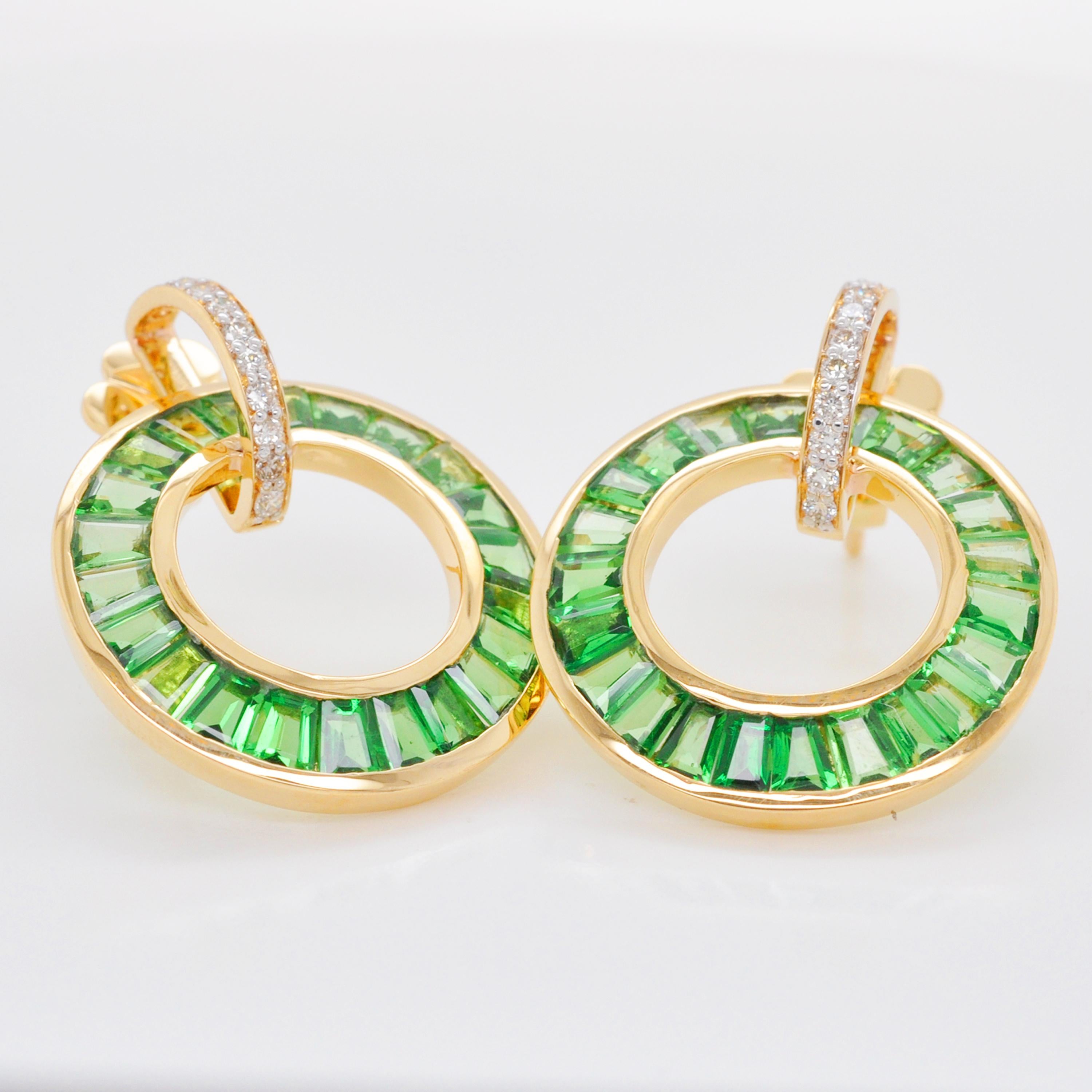 18K Gold Art Deco Style Tsavorite Garnet Baguettes Diamond Circular Earrings For Sale 1