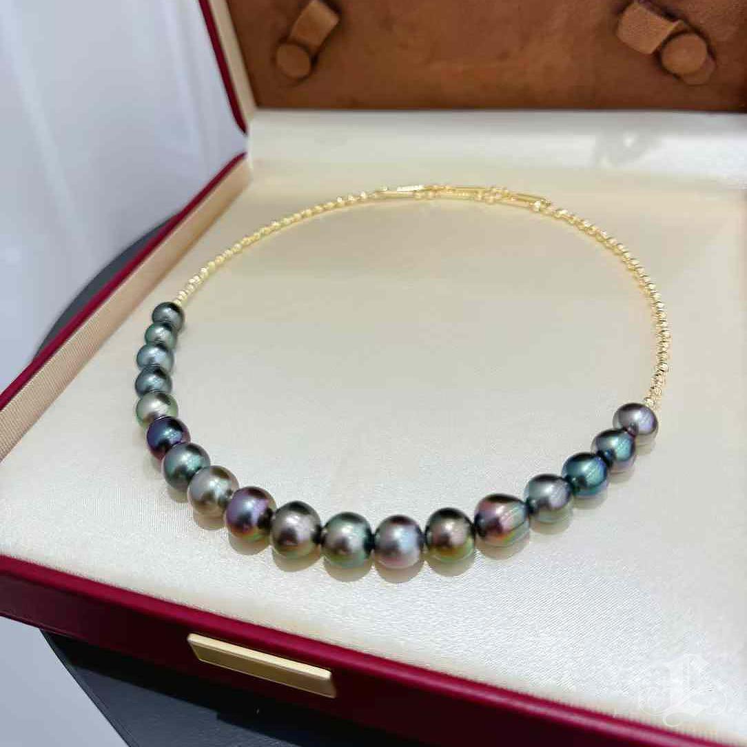 Grezzo Collana con collare di perle di Tahiti multicolore Aurora con chiusura magnetica in vendita