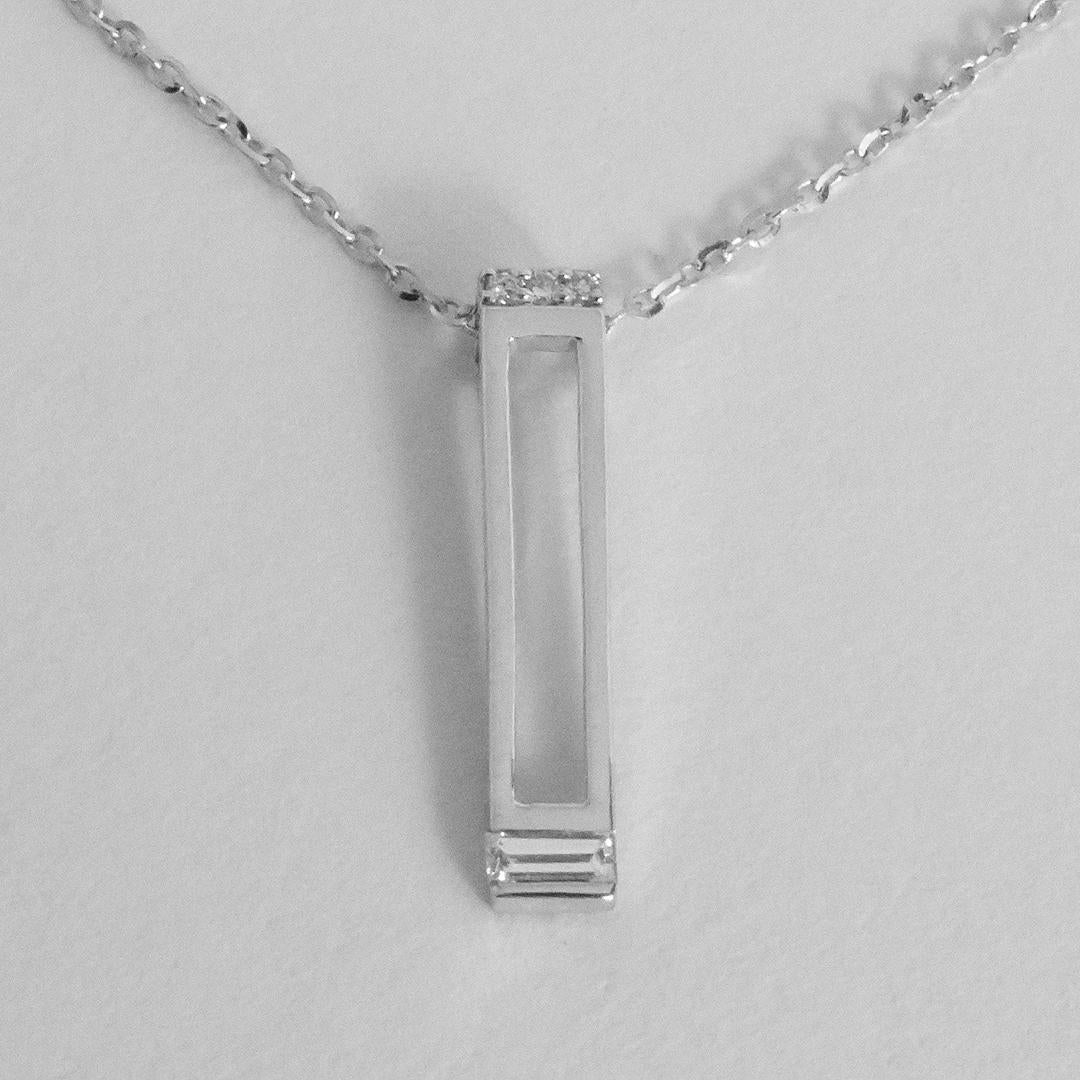 Baguette Cut 18k Gold Baguette Diamond Charm Pendent Necklace Long Bar Diamond Necklace For Sale