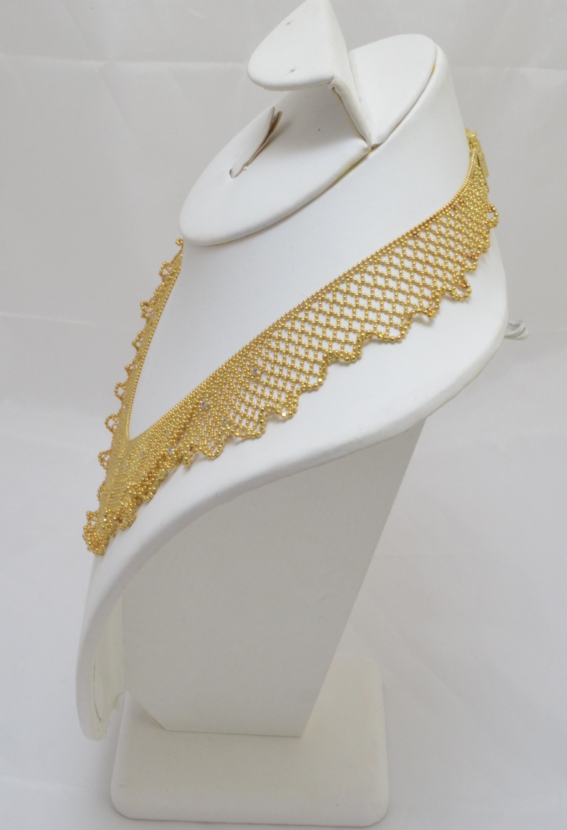 chain bib necklace