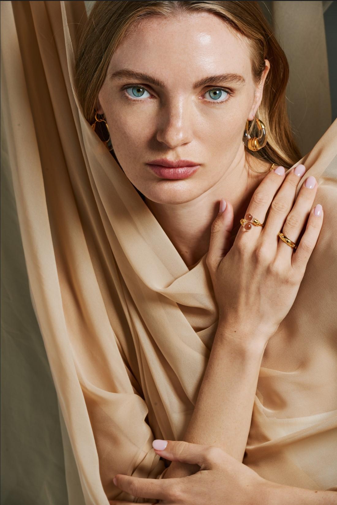 Anello Infinity Band Antiquity Relish Unity in oro 18k in vendita 3