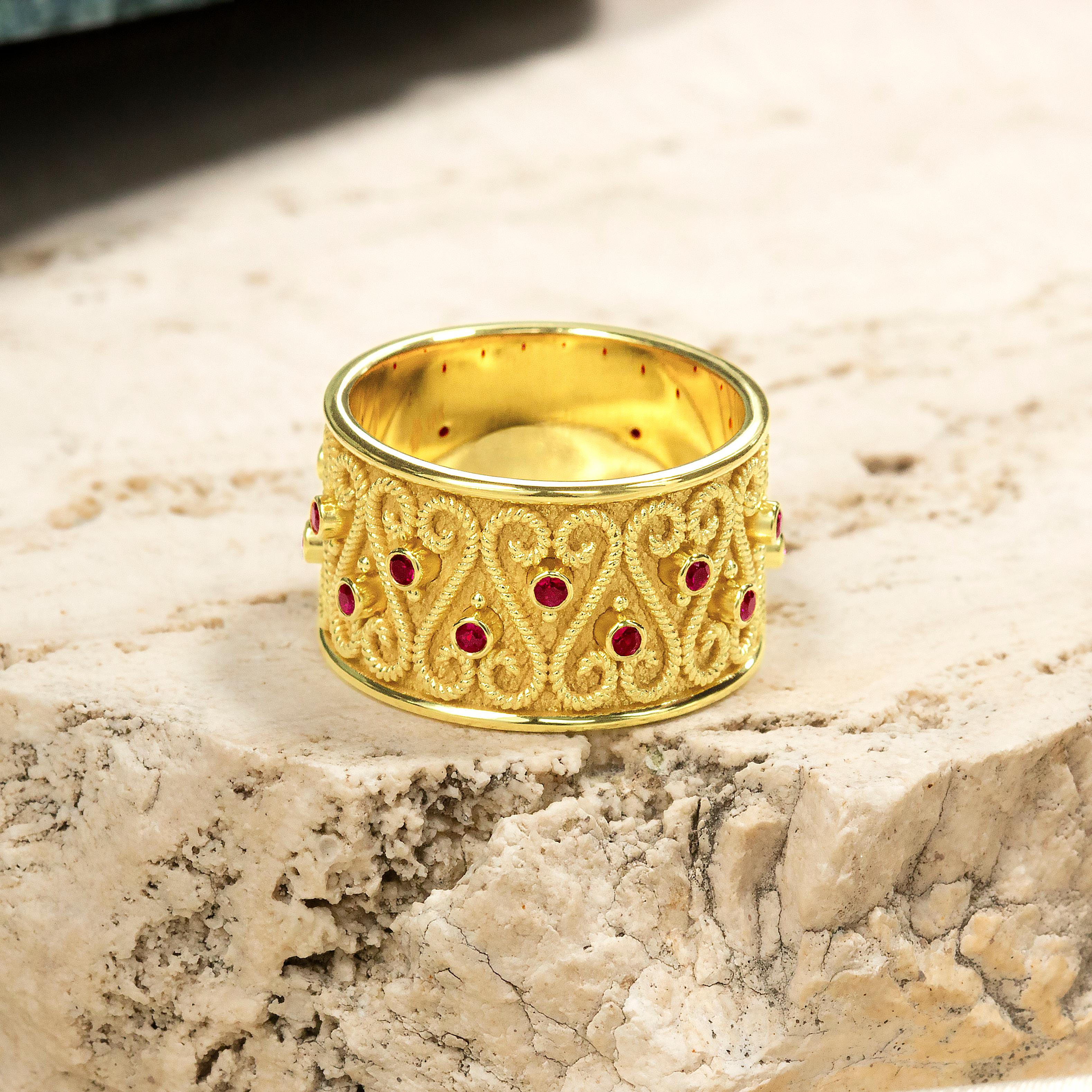 Women's 18K Gold Band Ring with Rubies For Sale