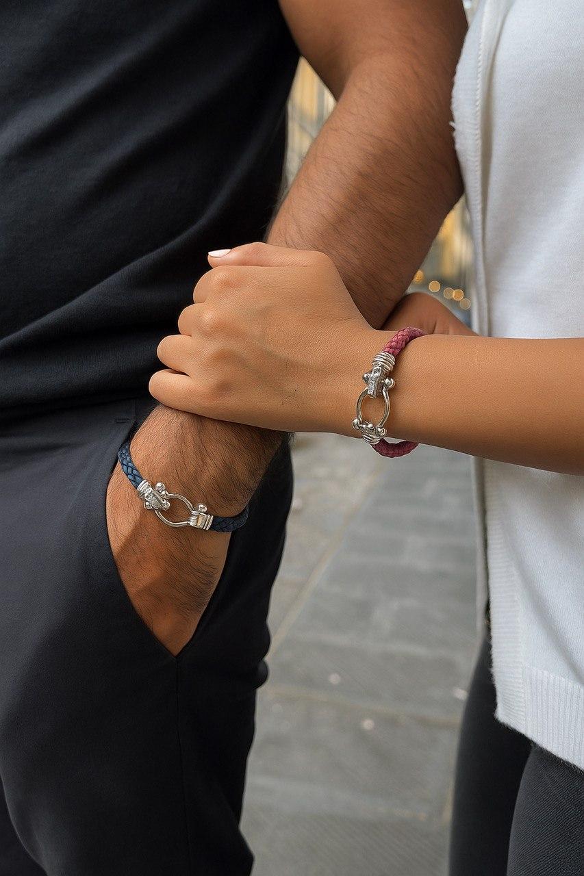 Artigiano 18k Gold Bangle Diamonds . in vendita