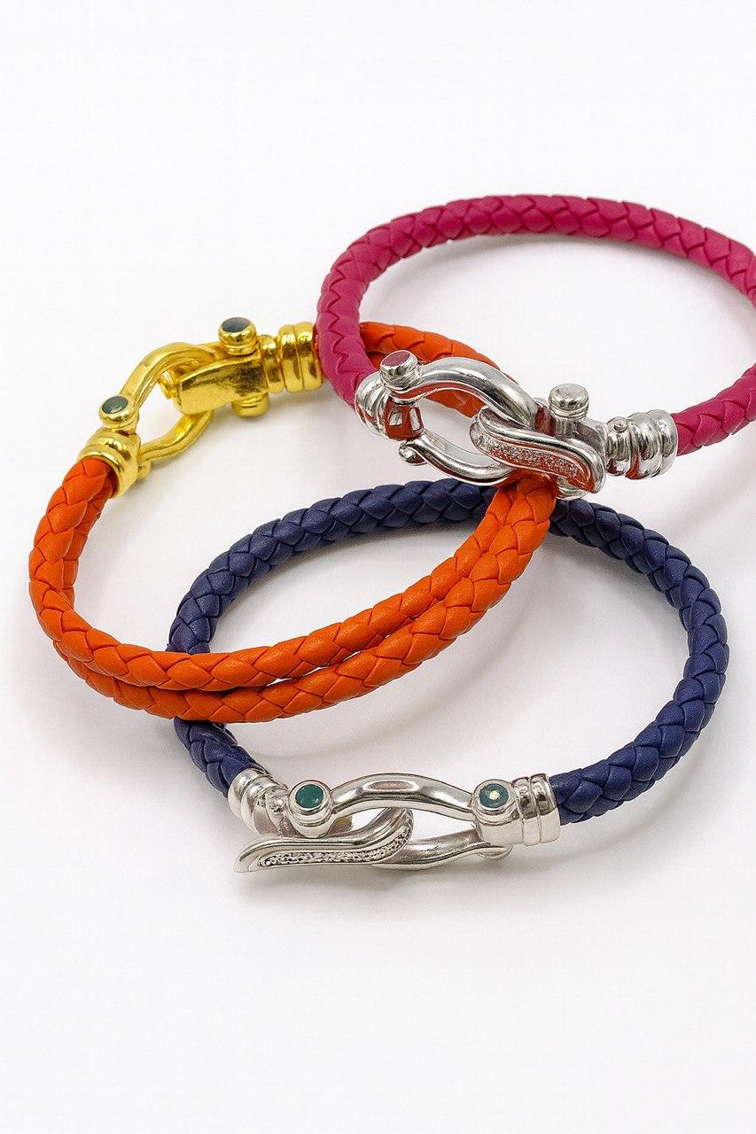 18k Gold Bangle Diamonds . in vendita 2