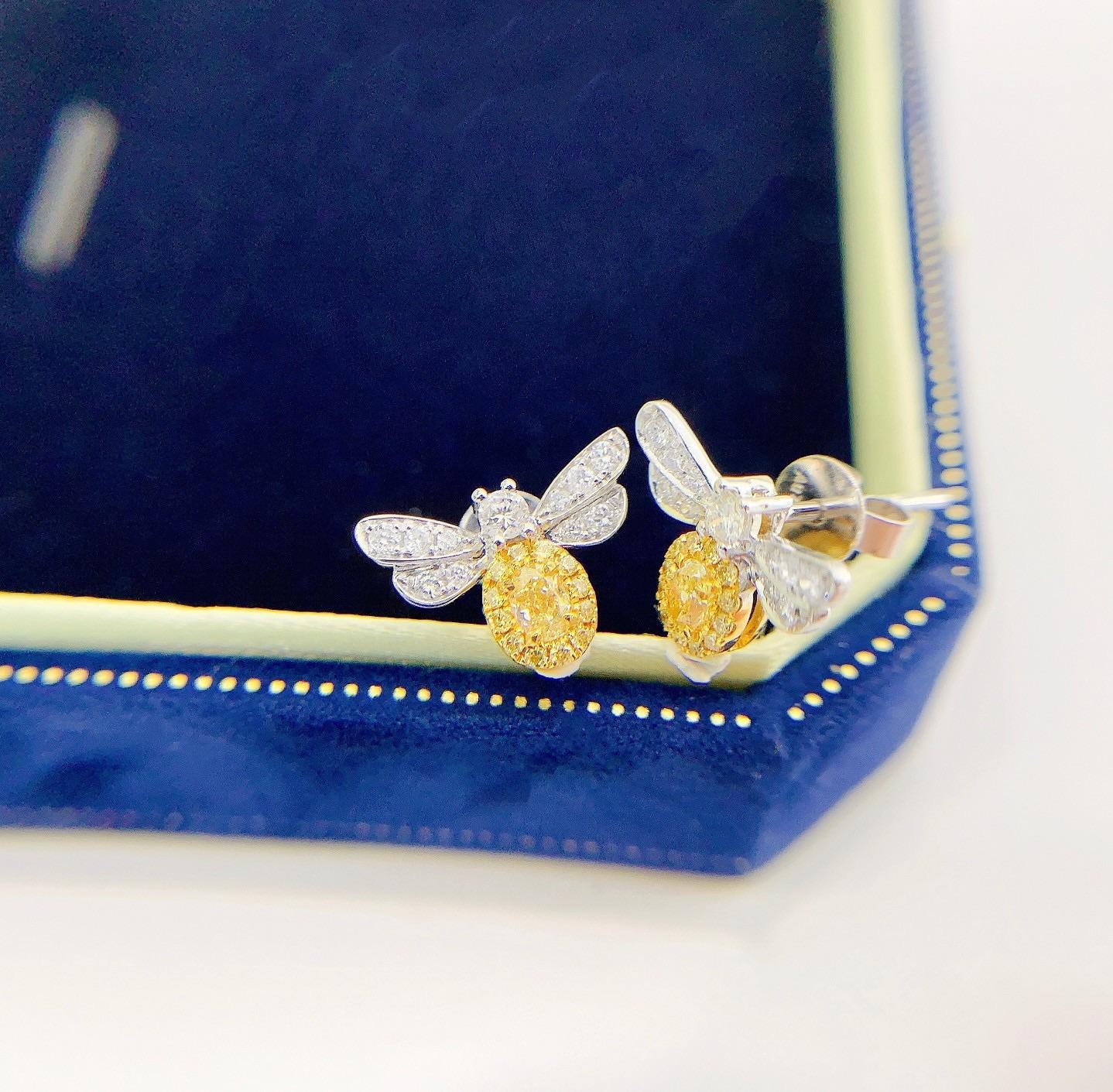 Brilliant Cut 18K Gold Bee-Inspired Stud Earrings with Natural Yellow Diamonds For Sale