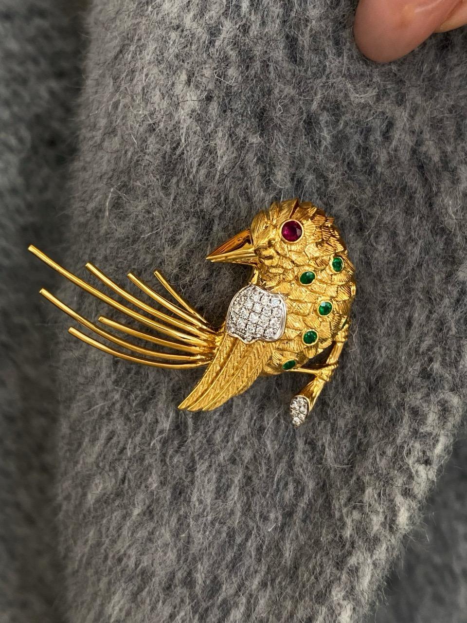 Broche Pájaro Oro 18K 0,13ct Diamante 0,22ct Gema Encanto en venta 1