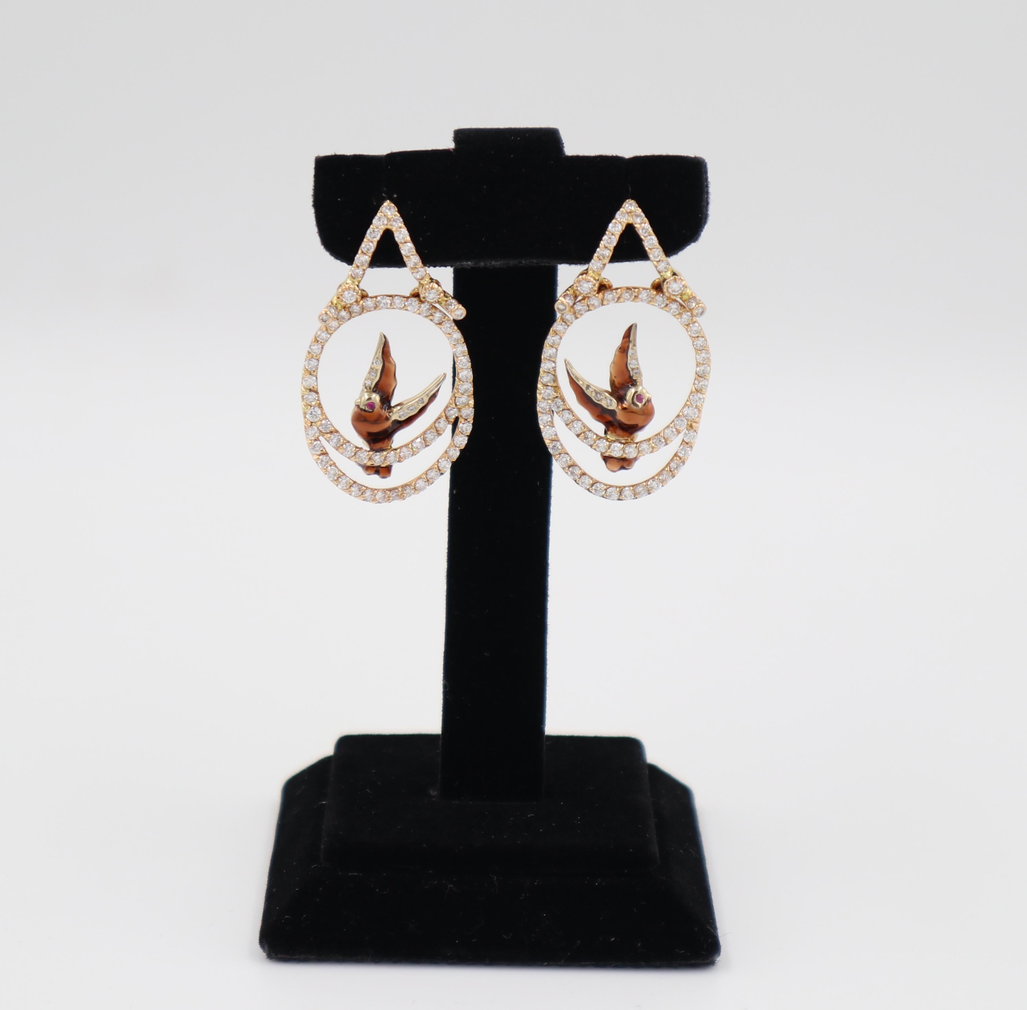 Contemporary 18K Gold Bird Dangle Earrings with Diamonds For Sale
