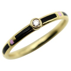 Anello in oro 18K smaltato nero e rosa con accenti di diamante