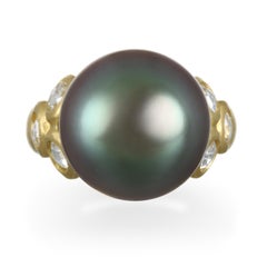 18 Karat Gold Black Tahitian Pearl and Diamond Ring