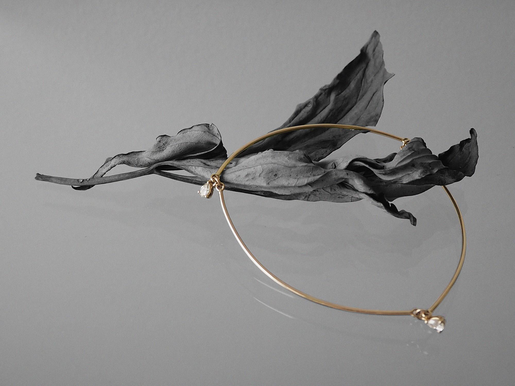 Pulsera de oro de 18 quilates con 3 diamantes talla pera en Nuevo estado para la venta en Antwerpen, BE
