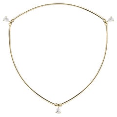 18k gold bracelet with 3 pear-cut diamonds