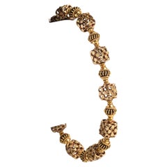 Bracelet en or 18 carats avec fermoir en saphir et diamant de Deborah Lockhart Phillips
