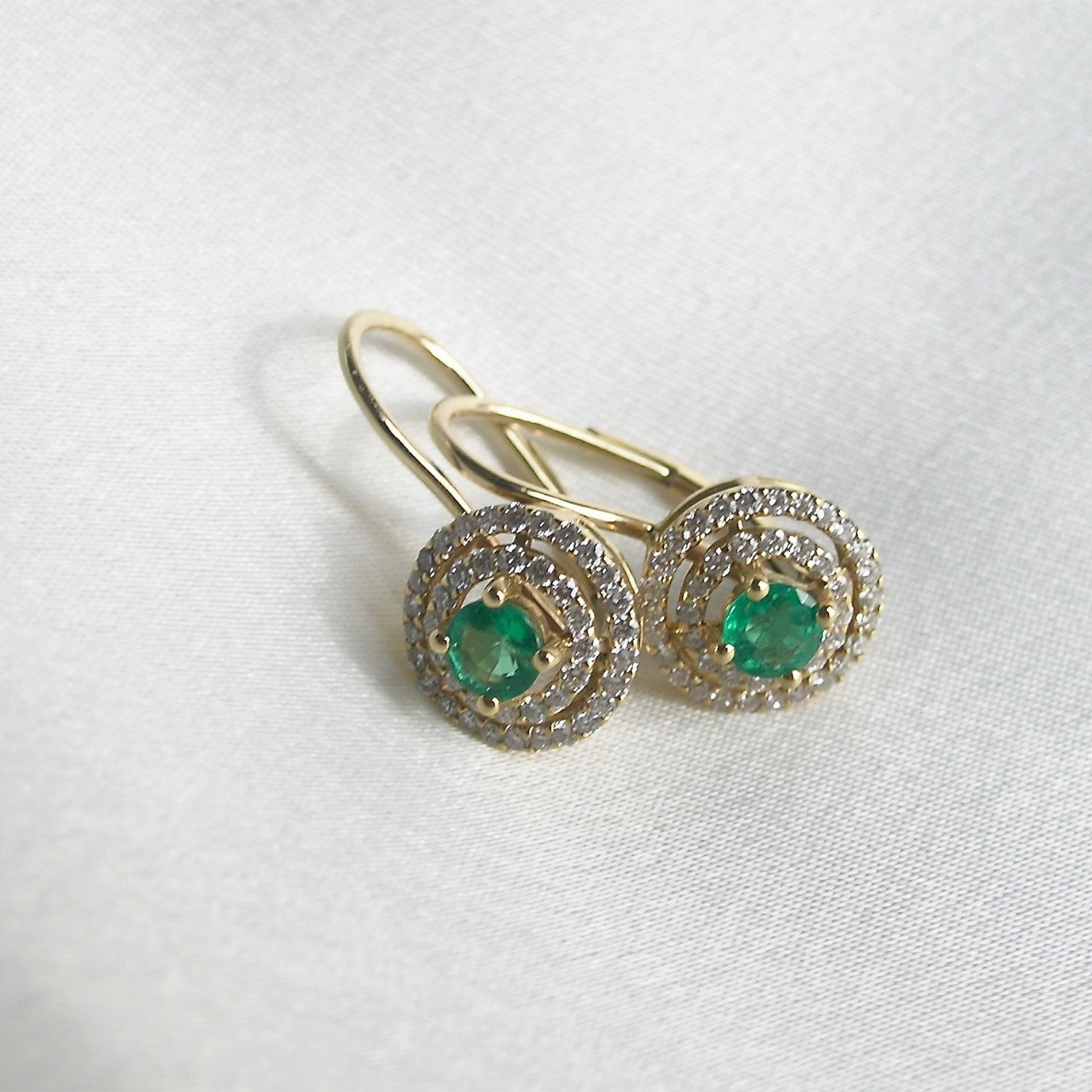 Art Deco 18 Karat Gold, Columbian Emerald and Diamond Earrings For Sale