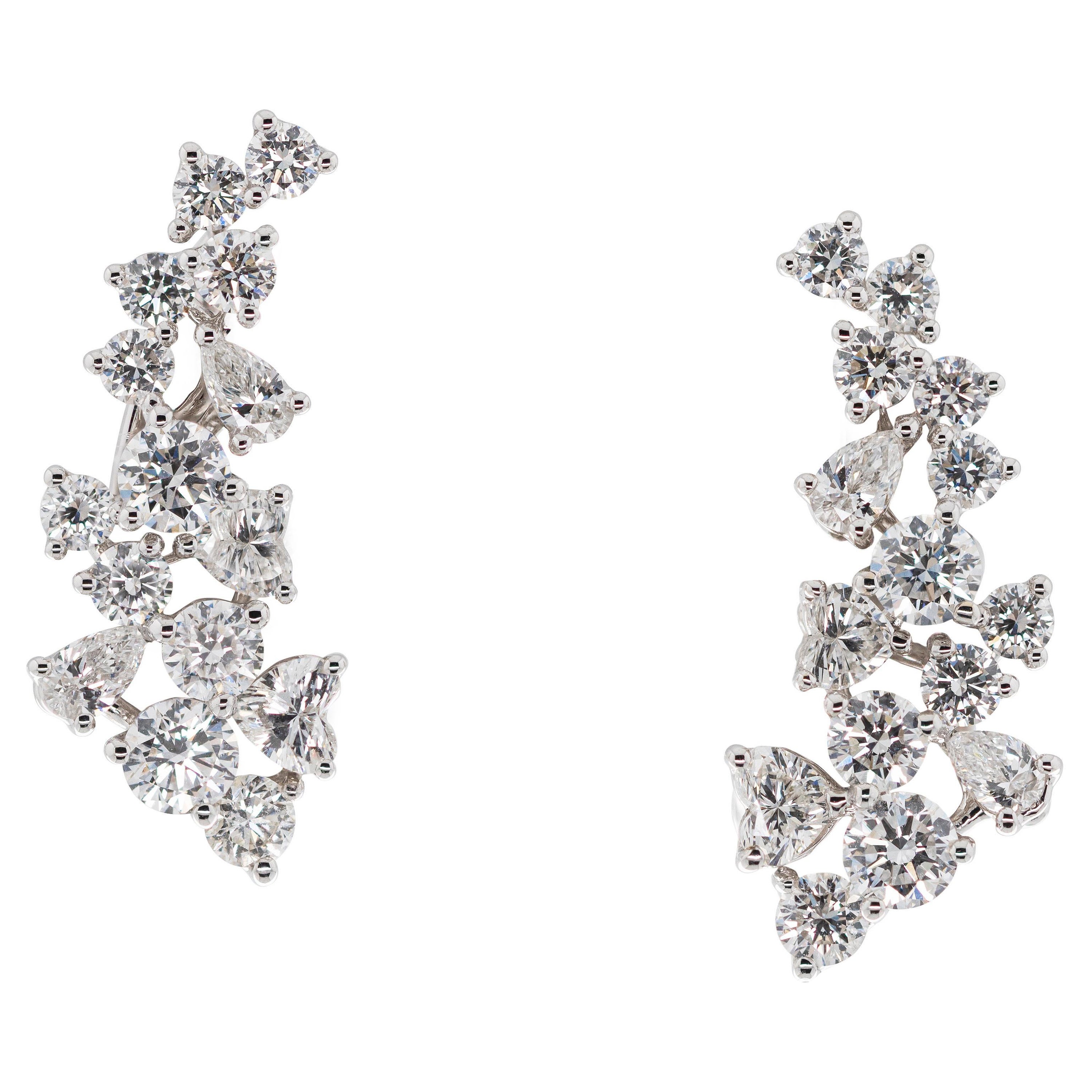 Pendiente de oro de 18 quilates con diamantes brillantes en venta