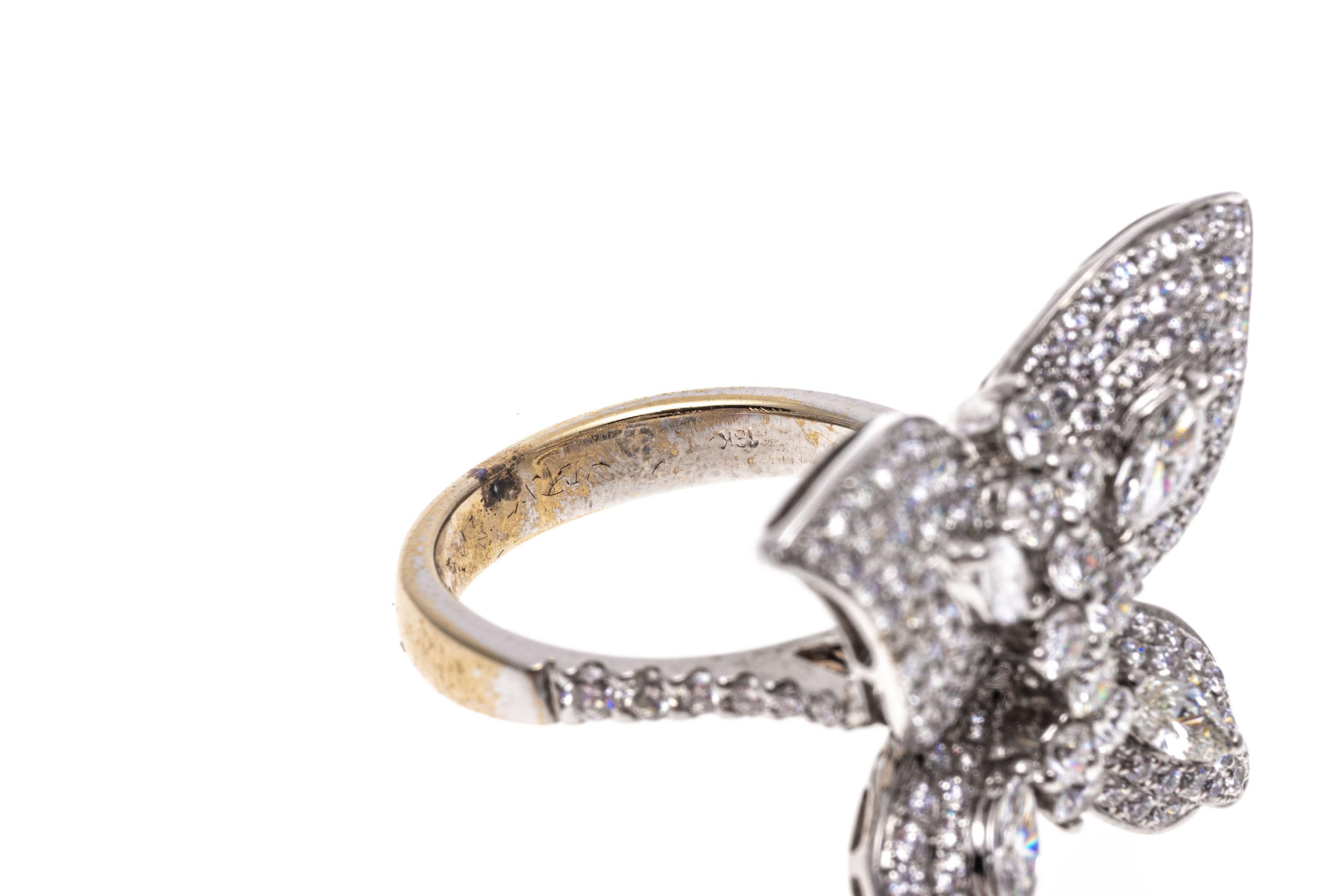 Women's 18k Gold Brilliant Diamond Set Butterfly Ring, App. 1.15 TCW For Sale