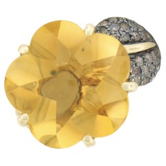 Retro 18K Gold Buff Top Citrine Flower w/ Fancy Brown Pave Diamond Leaf Cocktail Ring