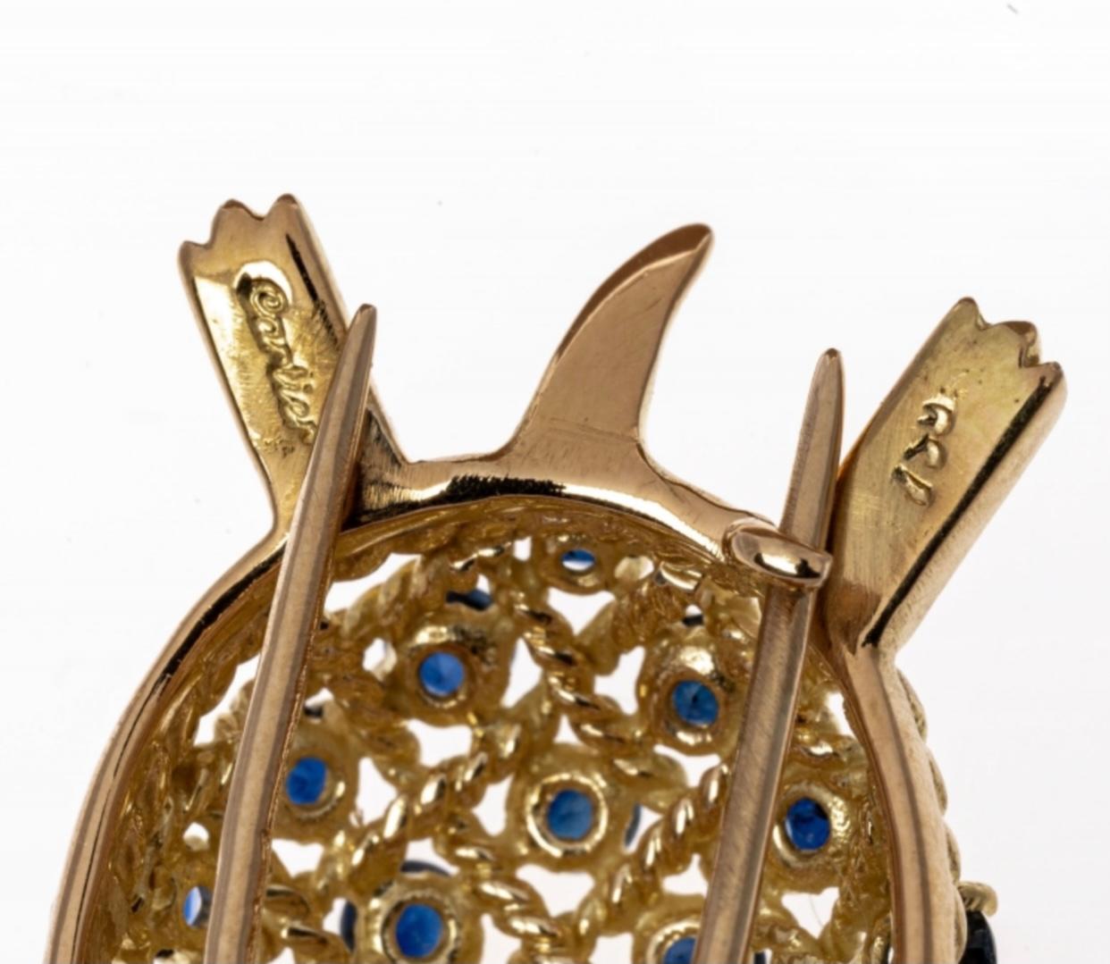 18k Gold Cartier Sapphire Turtle Brooch In Good Condition In Southport, CT