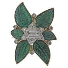 Vintage 18k Gold Carved Emerald Diamond Ring
