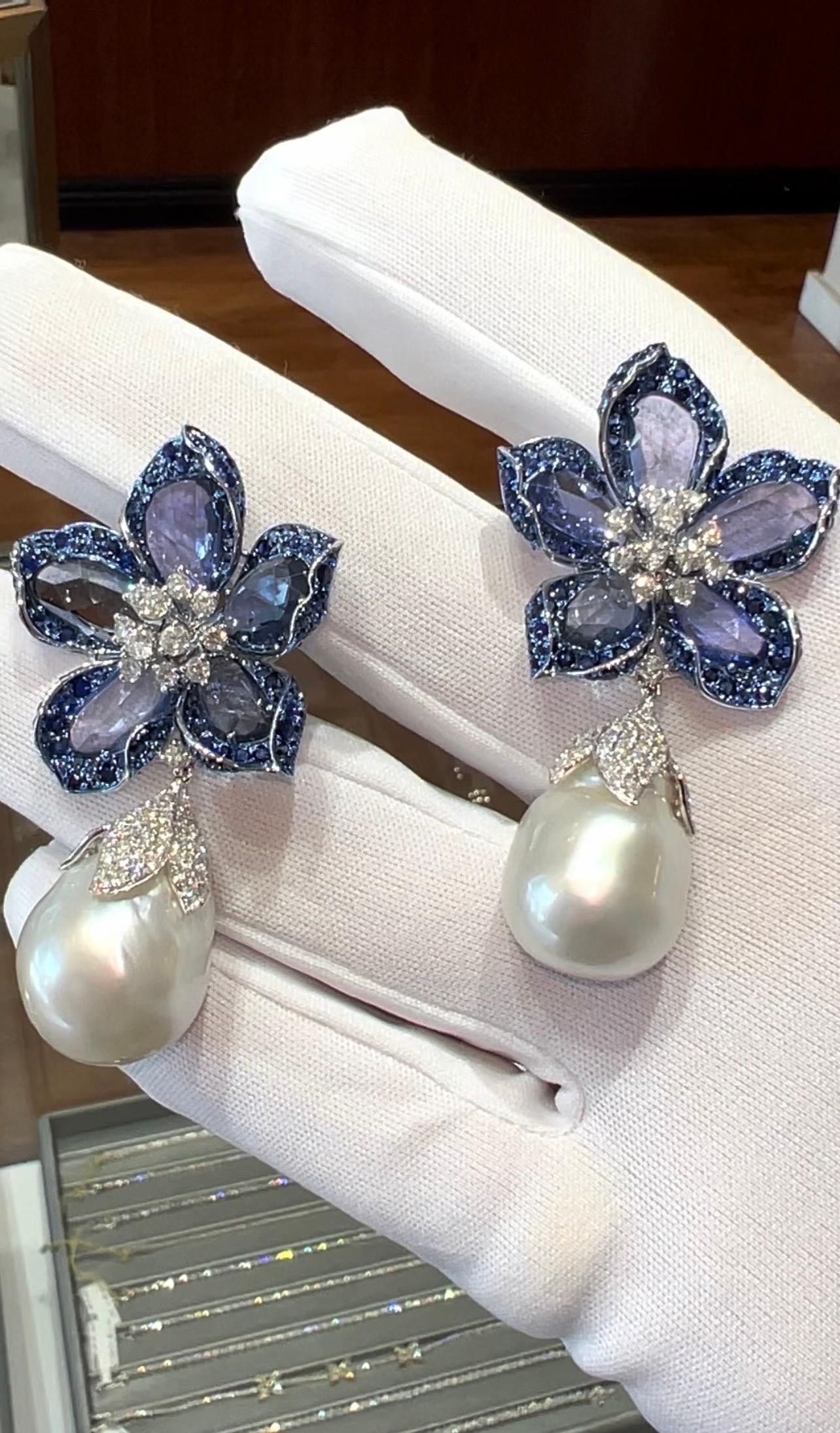 Boucles d'oreilles fantaisie en or 18 carats, saphir de Ceylan et diamants, perles baroques des mers du Sud en vente 5