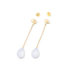 18k Gold Chain Earrings With Shells Carved From Pale Lavender Blue Chalcedony
