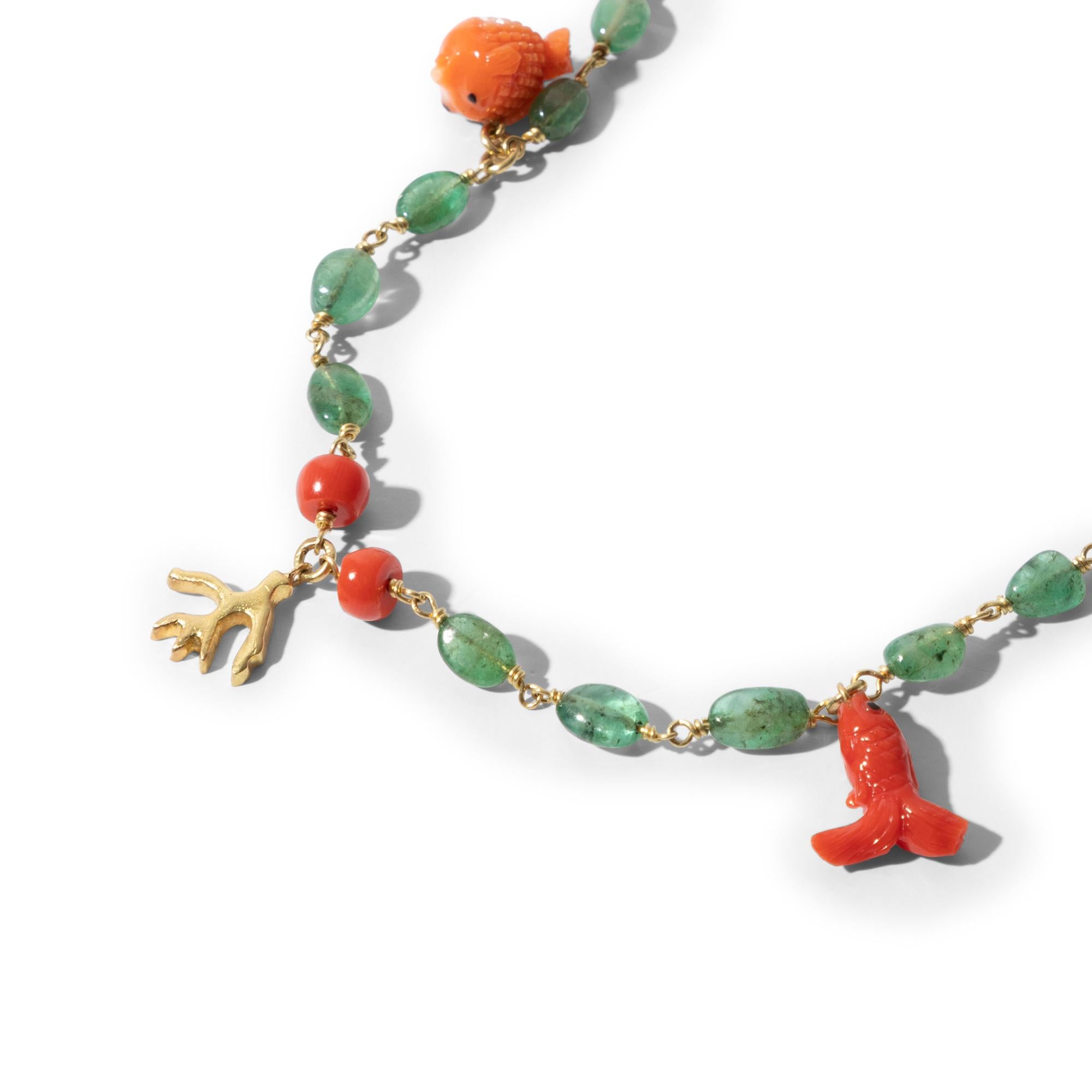 Artisan 18k Gold Charm Bracelet with Coral Fish and Emerald Beads For Sale