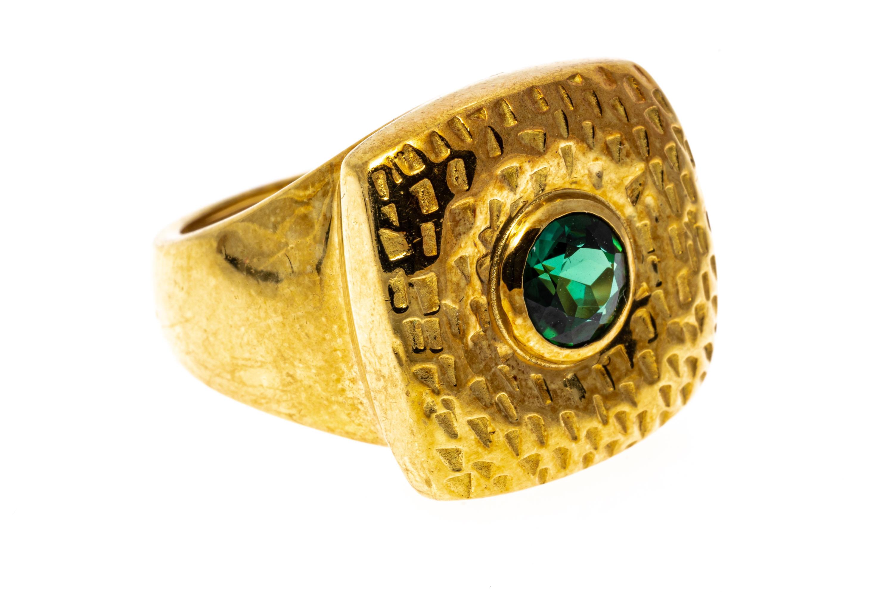 Contemporary 18k Gold Chunky Square Cushion Dome Ring Set with a Green Tourmaline For Sale