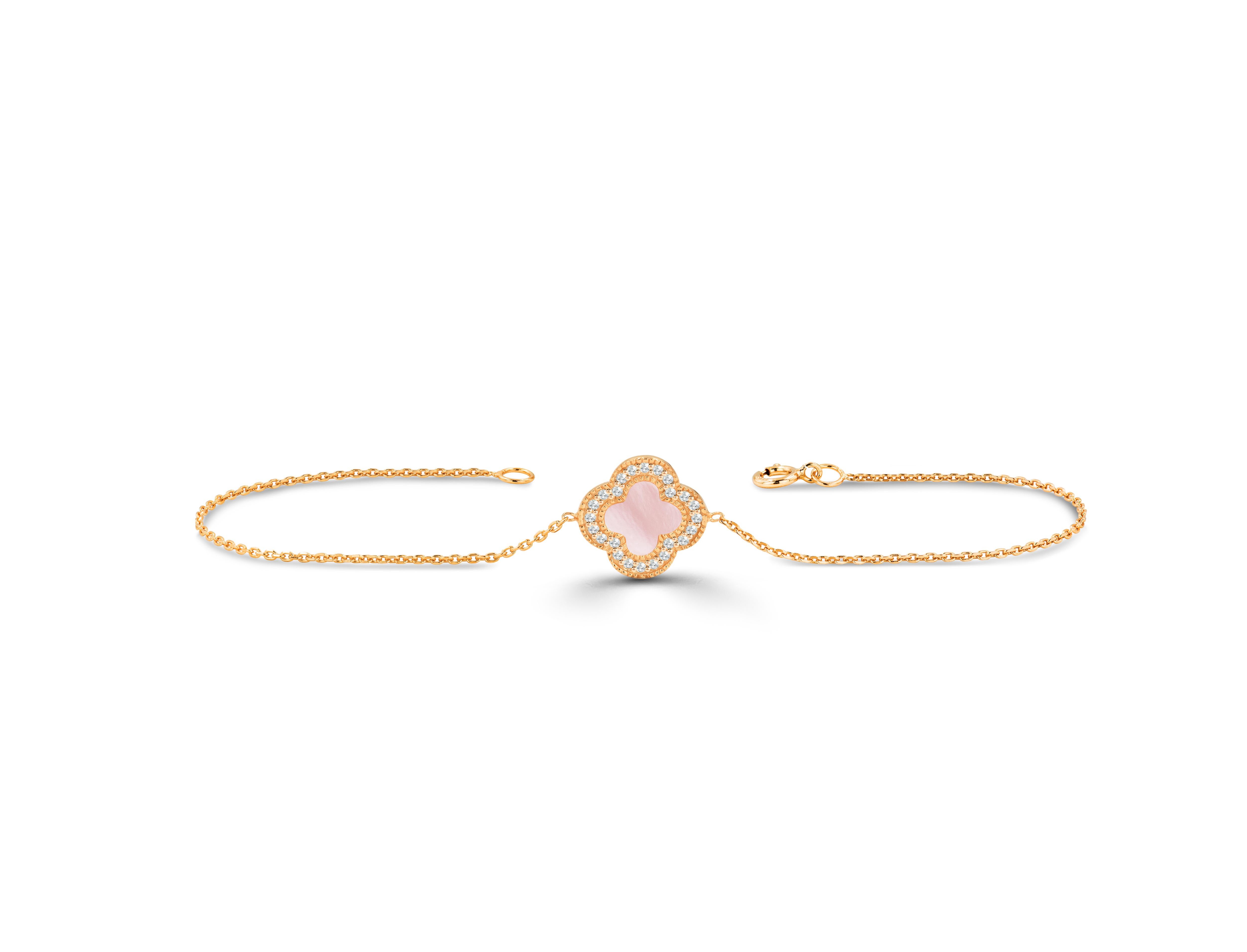 Gold Clover Mother of pearl Bracelet / abalone / Pink MOP / White MOP/ in 10K 14K and 18K Gold. Halo diamond bracelet. Jewelry for her

MOP Bracelet, Tahitian bracelet, Abalone bracelet, White MOP bracelet, Pink MOP Bracelet, Halo diamond bracelet ,